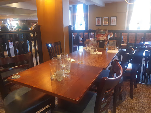 Photo of The Wagon And Horses - 87a Hucclecote Rd, Hucclecote, Gloucester GL3 3TP