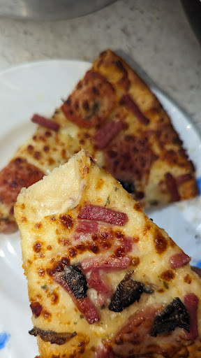 Photo of Zest Pizza Bedford - 32 London Rd, Bedford MK42 0NS