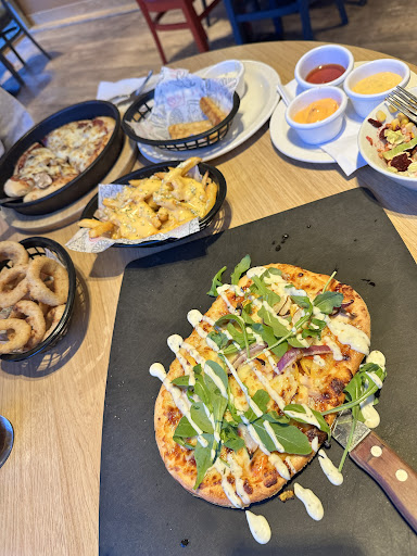 Photo of Pizza Hut - Unit 20a, Weavers Wharf, Black Horse Ln, Kidderminster DY11 6UU