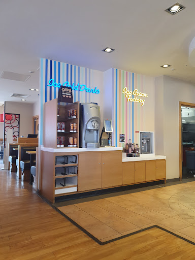 Photo of Pizza Hut - Unit 20a, Weavers Wharf, Black Horse Ln, Kidderminster DY11 6UU