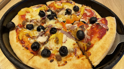 Photo of Pizza Hut - Unit 20a, Weavers Wharf, Black Horse Ln, Kidderminster DY11 6UU