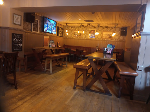 Photo of Black Horse - 6 Banbury Rd, Kidlington OX5 2BT
