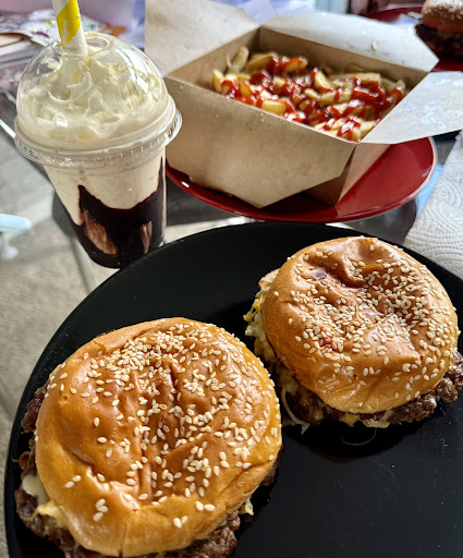 Photo of Buns & Shakes - 317 Wellesley Rd, Methil, Leven KY8 3BT
