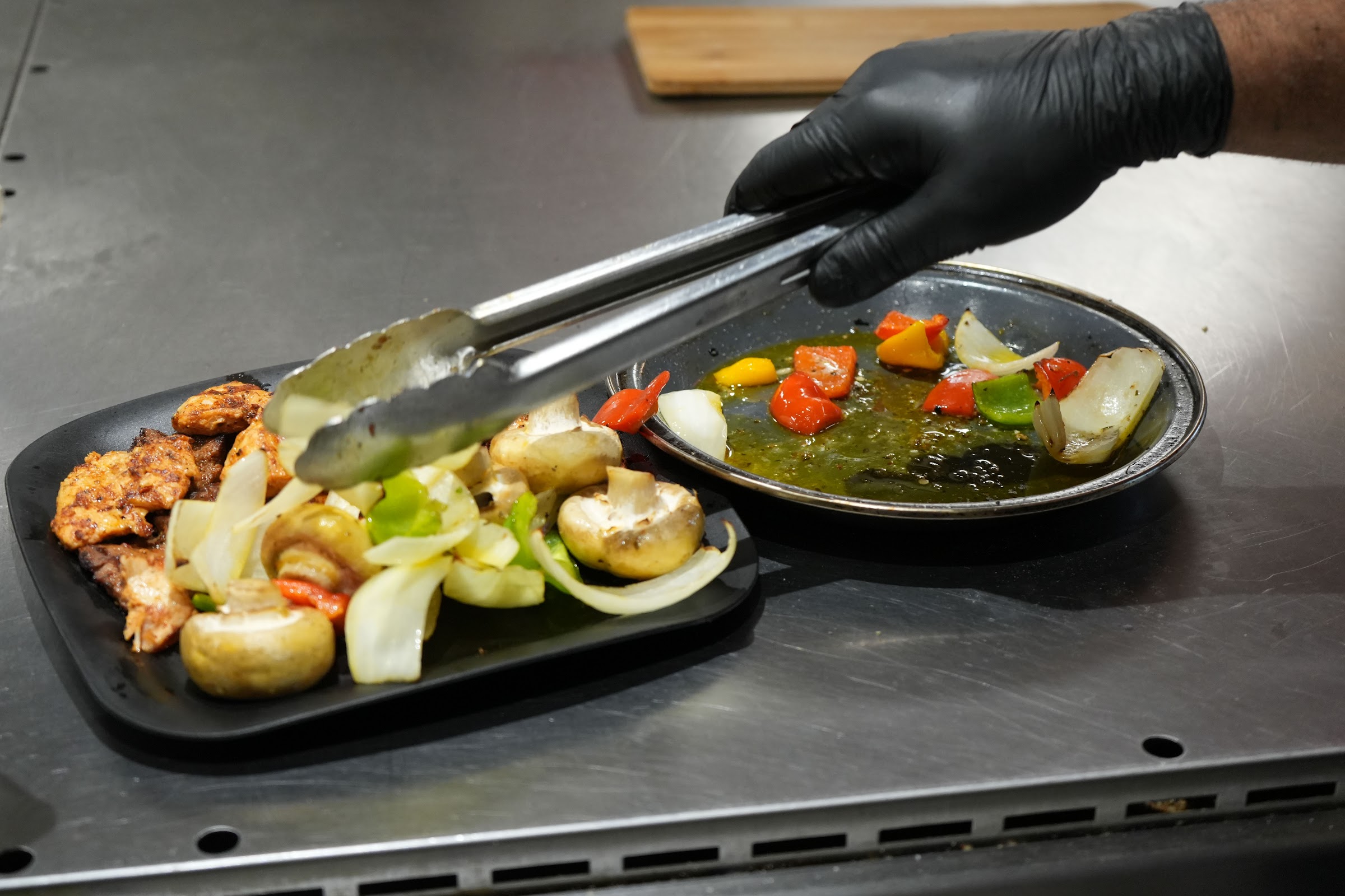 Photo of Jonaldo's Kebab House - 84 Birnam Rd, Kirkcaldy KY2 6NH