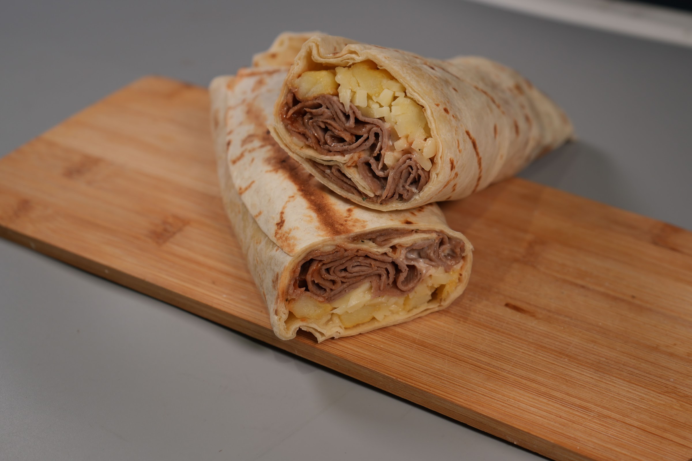 Photo of Jonaldo's Kebab House - 84 Birnam Rd, Kirkcaldy KY2 6NH