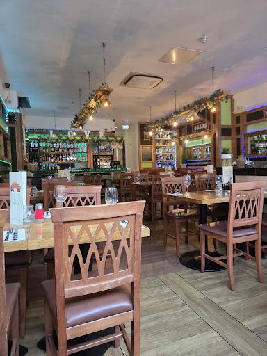 Photo of Dino's Mediterranean Restaurant, Harrogate - 7 Station Bridge, Harrogate HG1 1SS