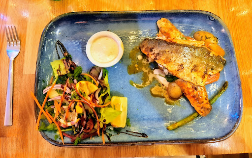 Photo of Dino's Mediterranean Restaurant, Harrogate - 7 Station Bridge, Harrogate HG1 1SS