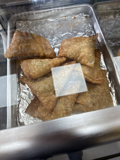 Photo of DAILY SHAWARMA - 19 Hyde Park Rd, Burley, Leeds LS6 1PY