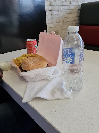 Photo of Peri Peri - 3 The Grn, Luton LU4 9PG