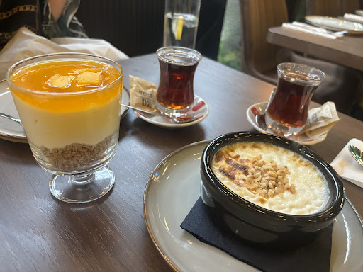 Photo of Irmak Lounge - 218 High St N, Dunstable LU6 1AU