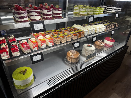 Photo of Irmak Lounge - 218 High St N, Dunstable LU6 1AU