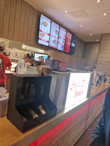 Photo of Slim Chickens - 53 Garden Walk, Metrocentre, Gateshead NE11 9XZ