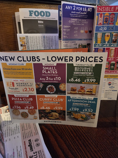 Photo of The Ritz - JD Wetherspoon - 143-147 High St, Lincoln LN5 7PJ