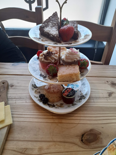 Photo of Grillin n Chillin - 51 Burton Rd, Lincoln LN1 3JY