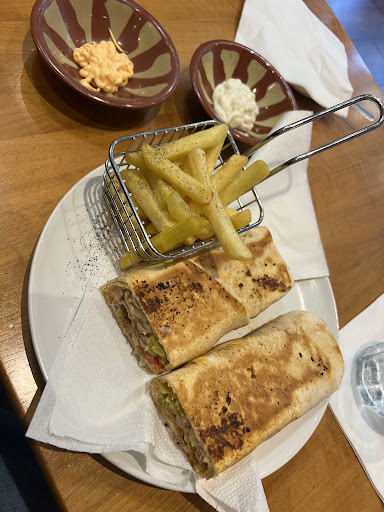 Photo of Pyramida - 84 Bruntsfield Pl, Edinburgh EH10 4HG