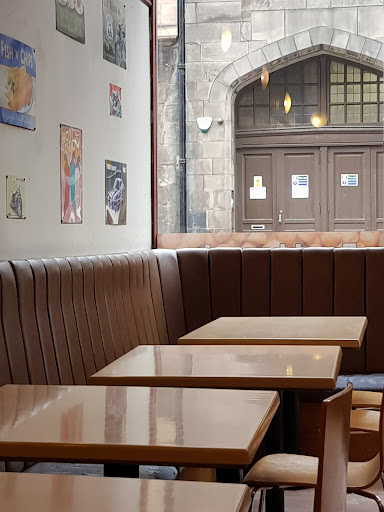 Photo of Elfalafel - 15 Bristo Pl, Edinburgh EH1 1EZ
