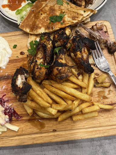 Photo of شاورما القمة The top shawarma - 194 Pitt St, Glasgow G2 4DY