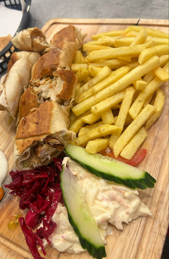 Photo of شاورما القمة The top shawarma - 194 Pitt St, Glasgow G2 4DY