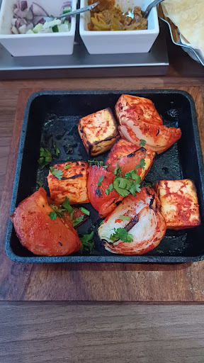 Photo of Spice Safari Restaurant & Takeaway - 6 Lancaster Square, Conwy LL32 8HT