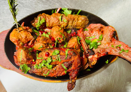 Photo of Spice Safari Restaurant & Takeaway - 6 Lancaster Square, Conwy LL32 8HT