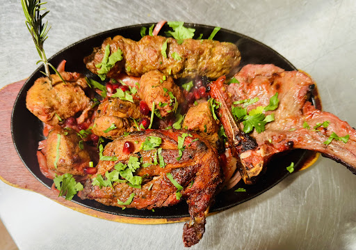 Photo of Spice Safari Restaurant & Takeaway - 6 Lancaster Square, Conwy LL32 8HT