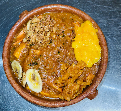 Photo of Spice Safari Restaurant & Takeaway - 6 Lancaster Square, Conwy LL32 8HT