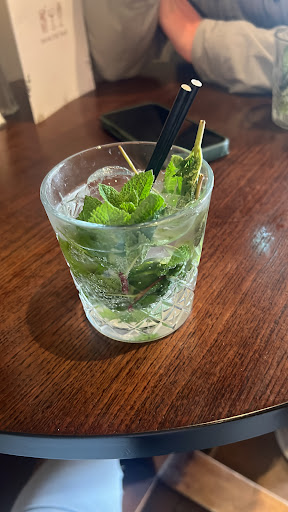 Photo of The Plume of Feathers - Station Rd, Barlaston, Stoke-on-Trent ST12 9DH