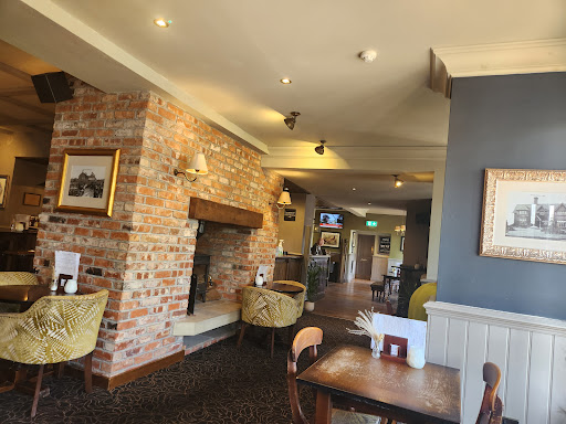 Photo of The Plume of Feathers - Station Rd, Barlaston, Stoke-on-Trent ST12 9DH