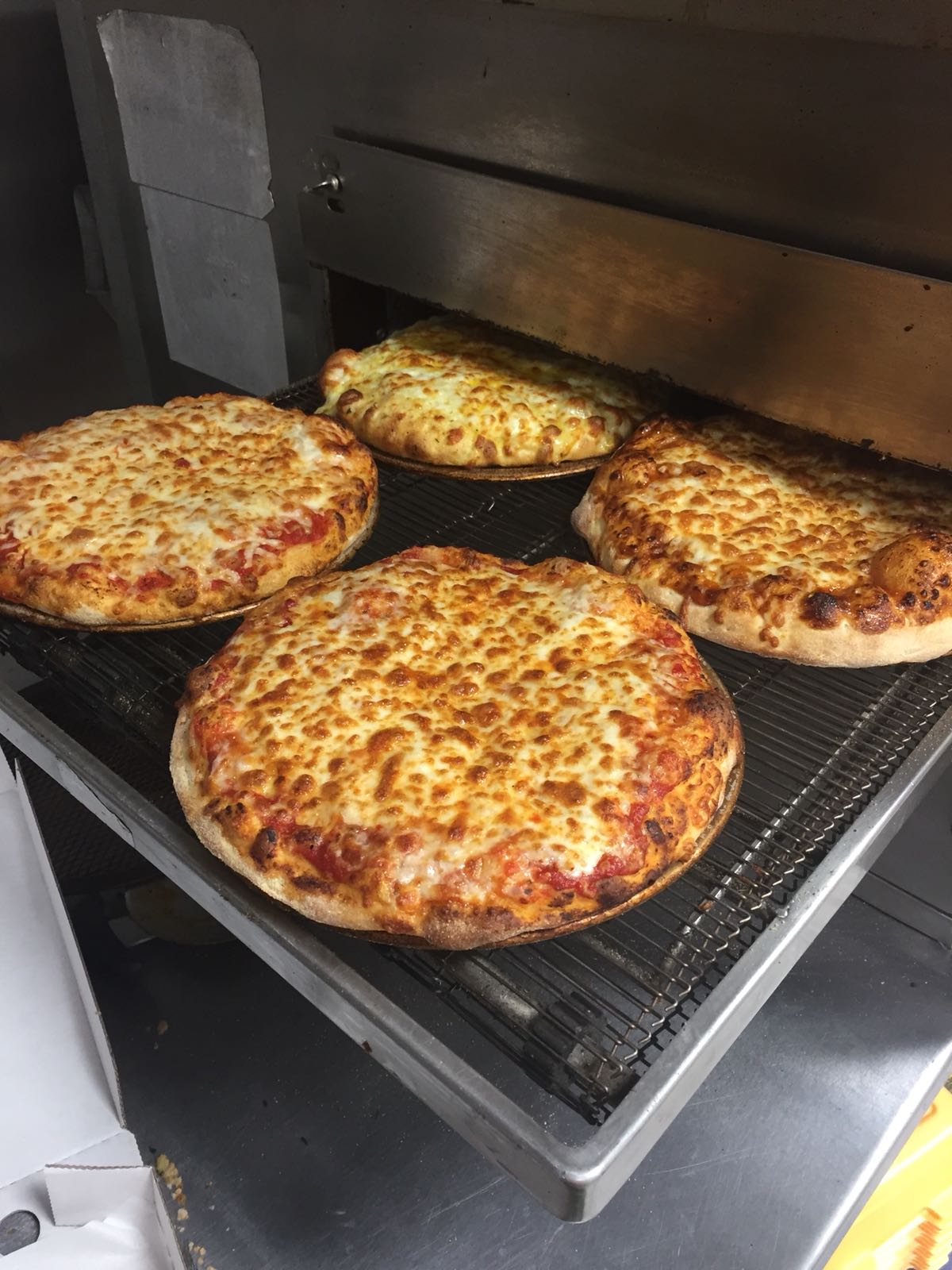 Photo of Mozzarella Pizza And Kebab - 2 Moriah Pl, Kenfig Hill, Bridgend CF33 6DW