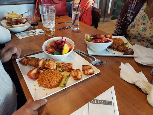 Photo of Alim-Et Larkfield - 753-757 London Rd, East Malling, Aylesford ME20 6DE