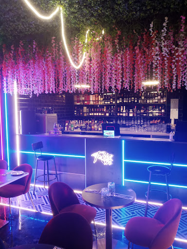 Photo of Tobis Restaurant & Bar - 96 Week St, Maidstone ME14 1RL