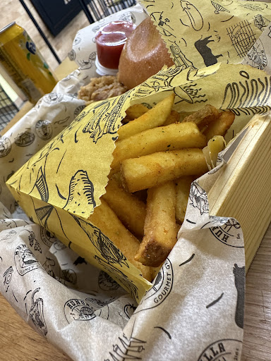 Photo of Hungrilla Gourmet Grill - Unit 2, 69 Woodhouse Rd, Mansfield NG18 2BB