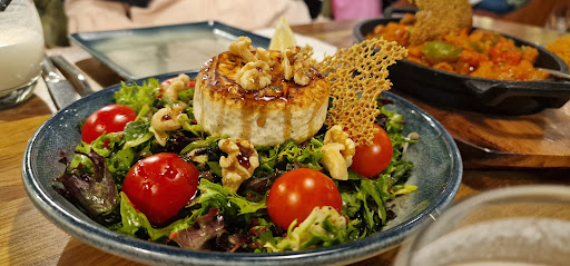 Photo of Yaprak Woodley - 61-63 Crockhamwell Rd, Woodley, Reading RG5 3JP