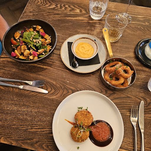 Photo of Vaasu by Atul Kochhar - 2 Chapel St, Marlow SL7 1DD