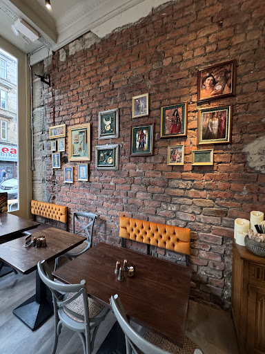 Photo of Habibi - 18 Gibson St, Glasgow G12 8NX