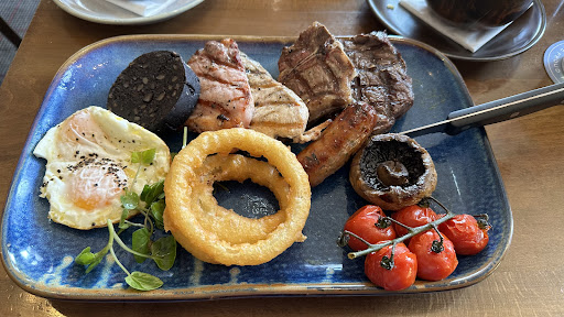 Photo of The Pavilion Bar & Grill - Hotspur N, Newcastle upon Tyne NE27 0FG