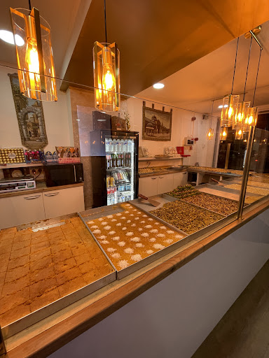 Photo of MAL ALSHAM ( shawarma- Burger - Pizza - chicken) - 229 Wilmslow Rd, Manchester M14 5LW