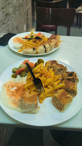 Photo of Quick Syrian Meal | الوجبة السريعة - 223 Wilmslow Rd, Manchester M14 5AG