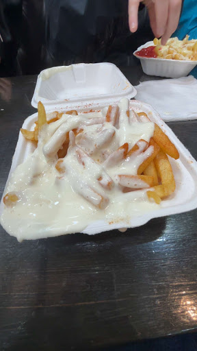 Photo of Zaytoni - 127A Oxford Rd, Manchester M1 7DY