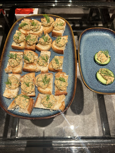 Photo of Hillen's Kitchen - 5Q Faraday Rd, Newbury RG14 2AD