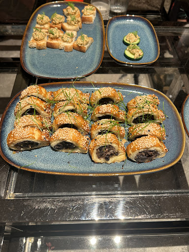 Photo of Hillen's Kitchen - 5Q Faraday Rd, Newbury RG14 2AD