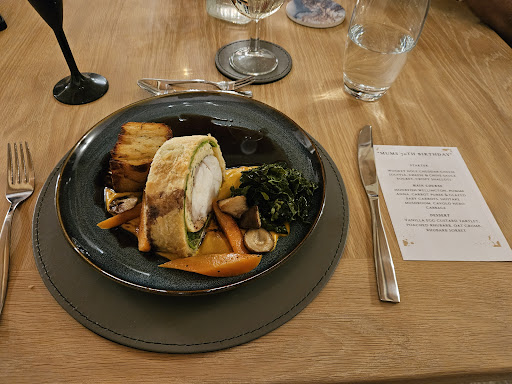 Photo of Hillen's Kitchen - 5Q Faraday Rd, Newbury RG14 2AD