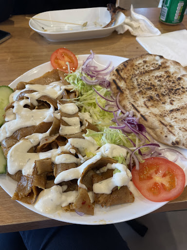 Photo of KYANEEZ - 103 Basingstoke Rd, Reading RG2 0HA