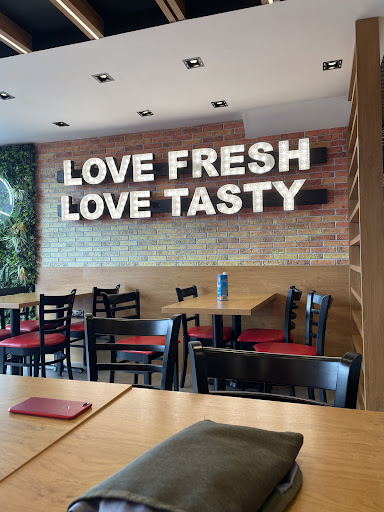 Photo of KYANEEZ - 103 Basingstoke Rd, Reading RG2 0HA