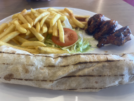 Photo of KYANEEZ - 103 Basingstoke Rd, Reading RG2 0HA