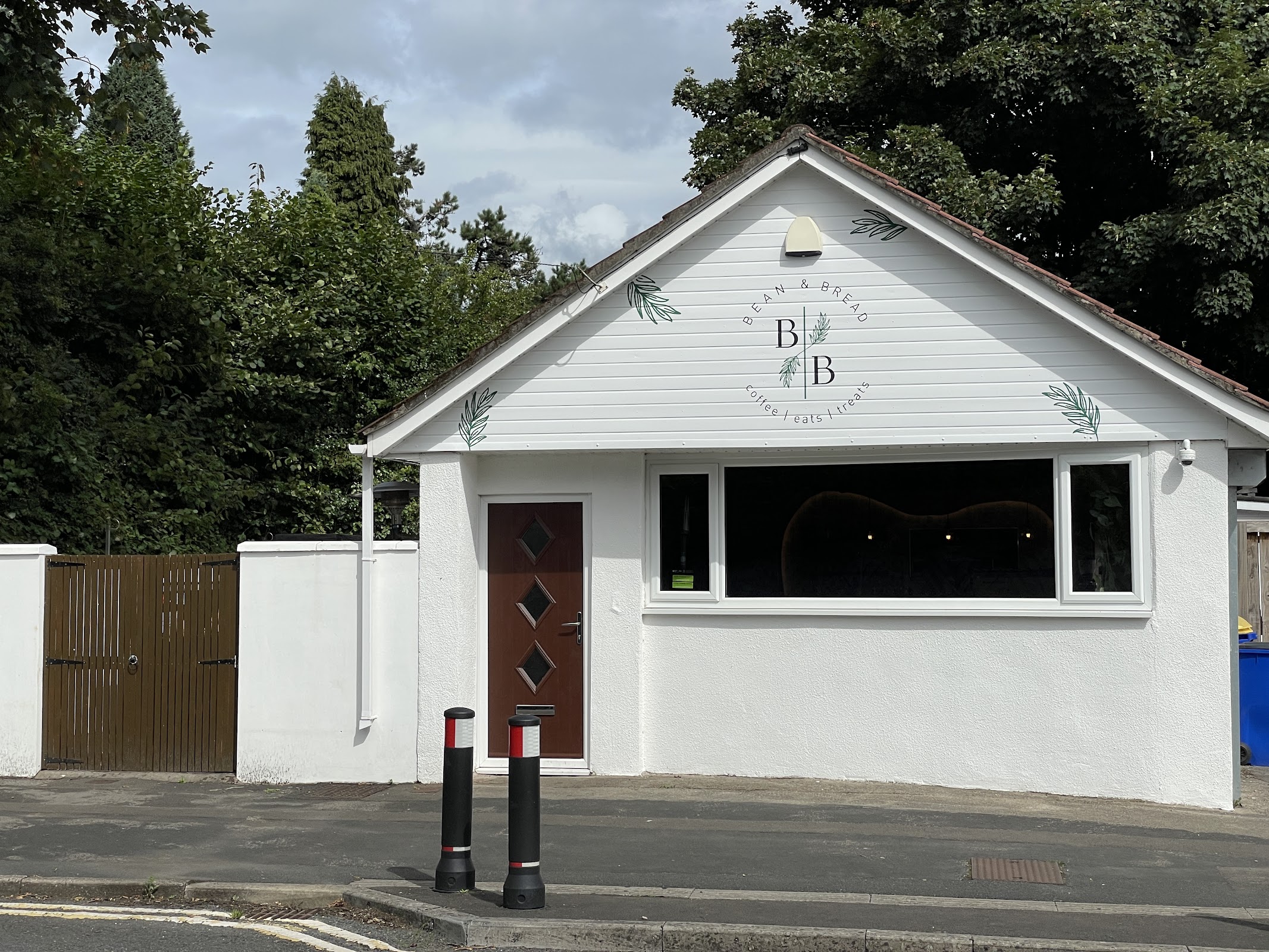 Photo of Bean & Bread Rogerstone - Bean & Bread, 4 St. Johns Crescent, Rogerstone, Newport NP10 9FL