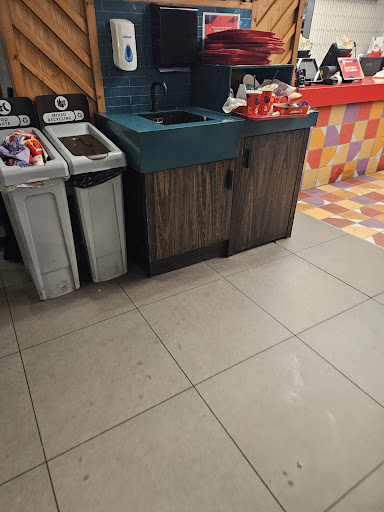 Photo of Jollibee Nottingham - 46, 48 Clumber St, Nottingham NG1 3GB