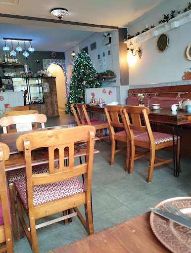 Photo of Pomegranate Persian Tea Room - 5 Park Square, Great Ayton, Middlesbrough TS9 6BP