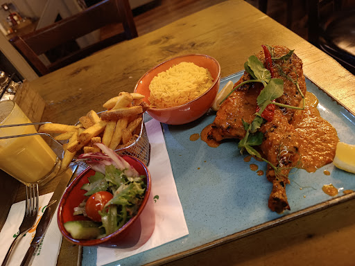 Photo of Manjaros Restaurant Middlesbrough - 186 Linthorpe Rd, Middlesbrough TS1 3RF