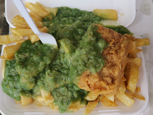 Photo of G’s Golden Chippy & Pizzeria - 5 Otterburn Gardens, Middlesbrough TS5 8DE